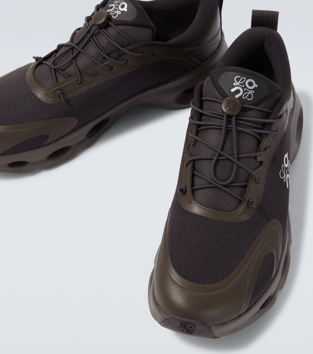 LOEWE x On Brown Cloudsolo Sneakers