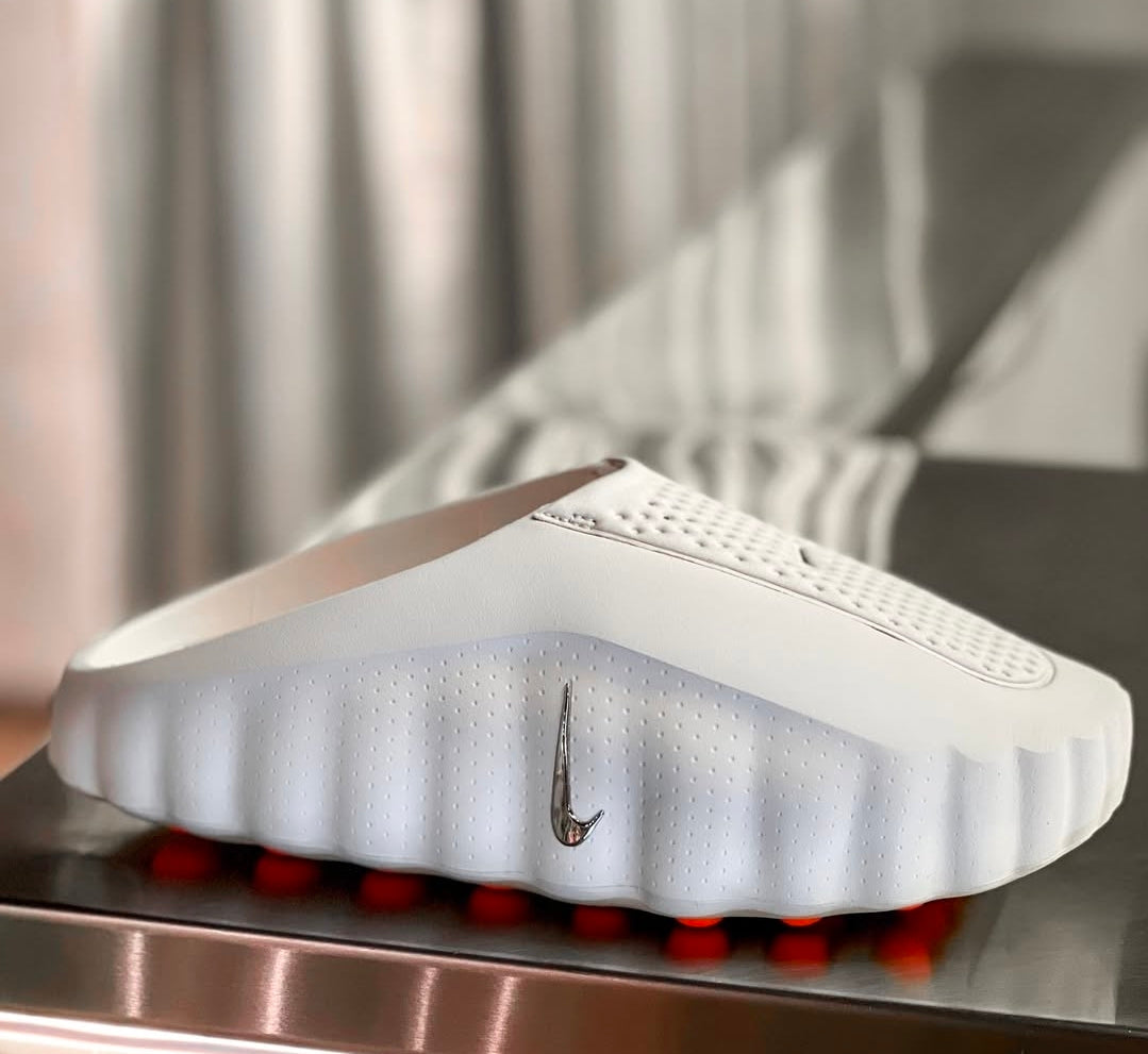 Nike Mind 001 Recovery Slides white