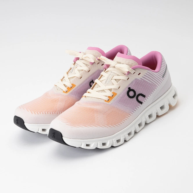 عند تشغيل Cloud 5 All Black