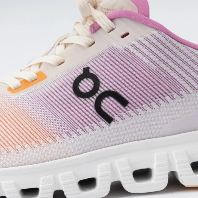 عند تشغيل Cloud 5 All Black