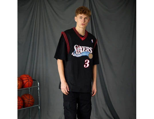 Mitchell and Ness NBA Philadelphia 76ers 2000-2001 Allen Iverson Swingman Jersey Black