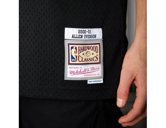 Mitchell and Ness NBA Philadelphia 76ers 2000-2001 Allen Iverson Swingman Jersey Black