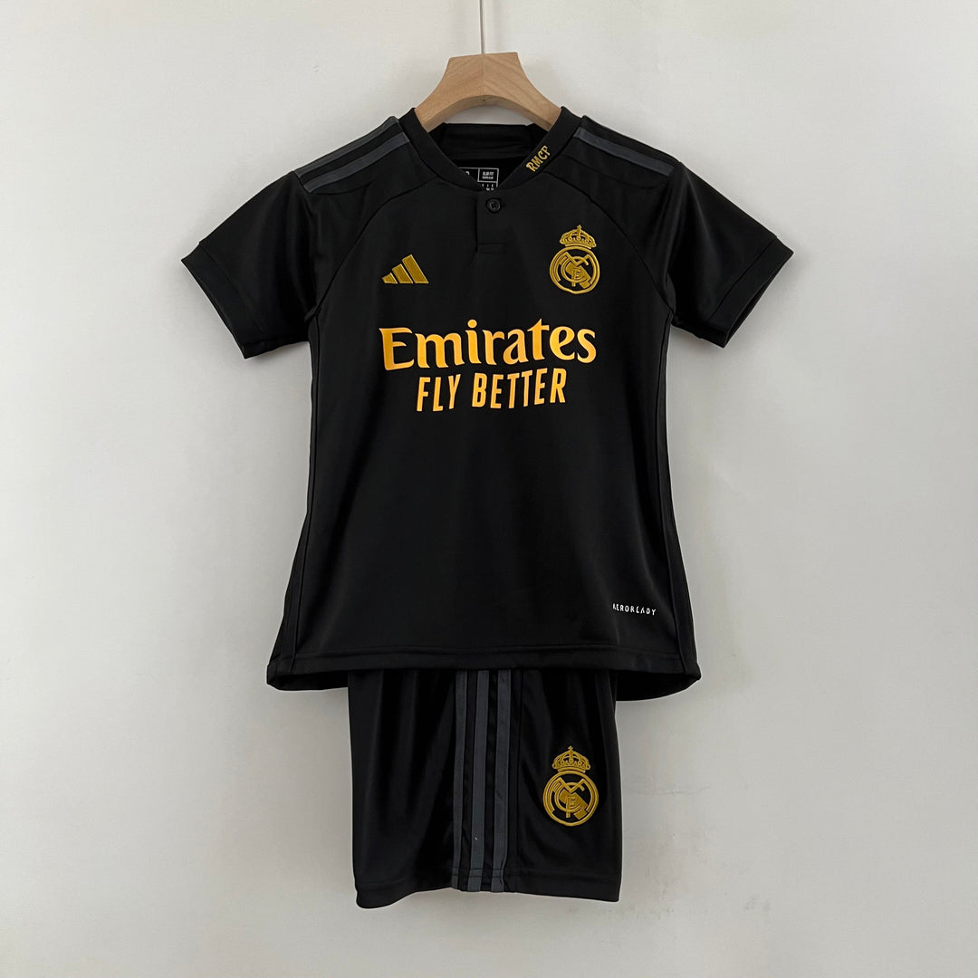 طقم RM Kids الثالث 2023/24