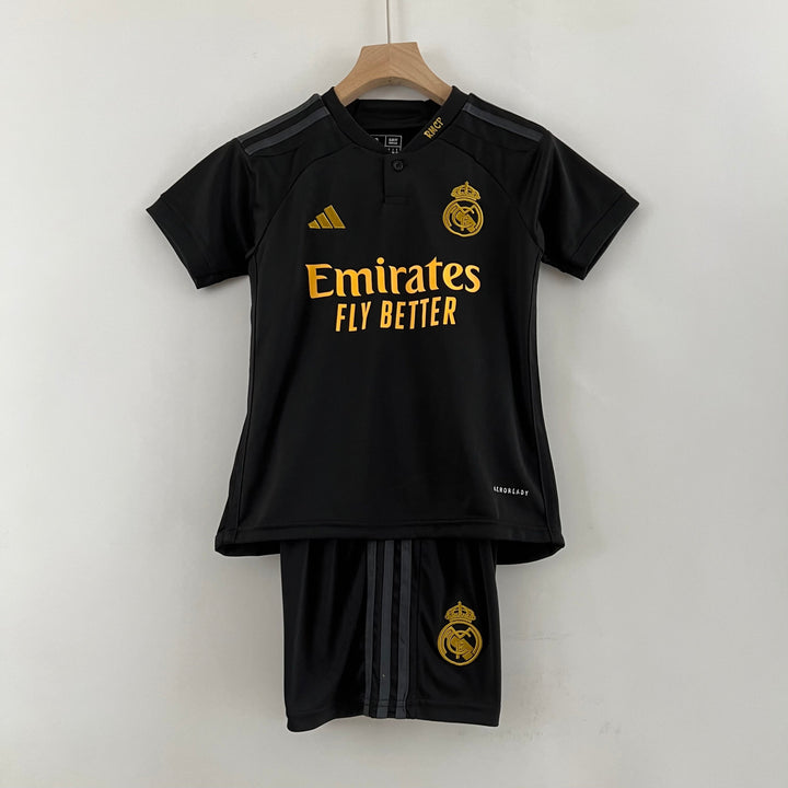 طقم RM Kids الثالث 2023/24
